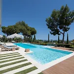 Villa La 5 Bedroom Villa In Sierra Blanca, Marbella