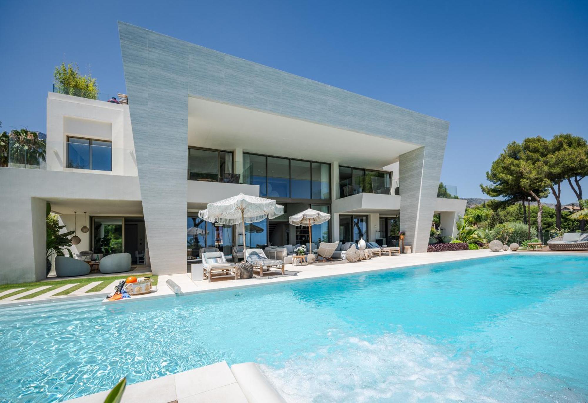 La 5 Bedroom In Sierra Blanca, *