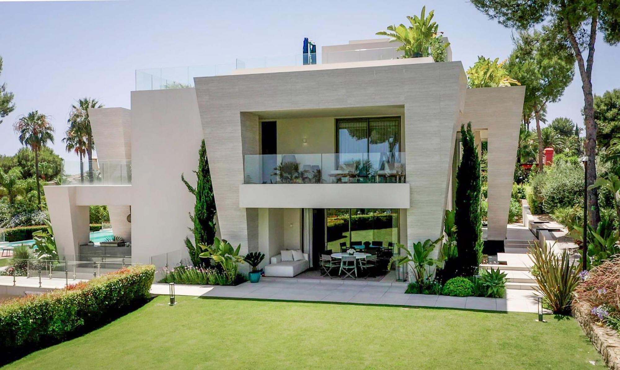 Villa La 5 Bedroom In Sierra Blanca,