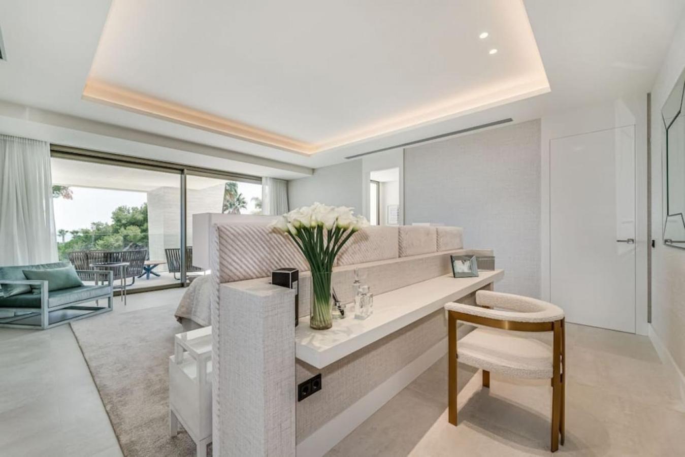 Villa La 5 Bedroom In Sierra Blanca, *