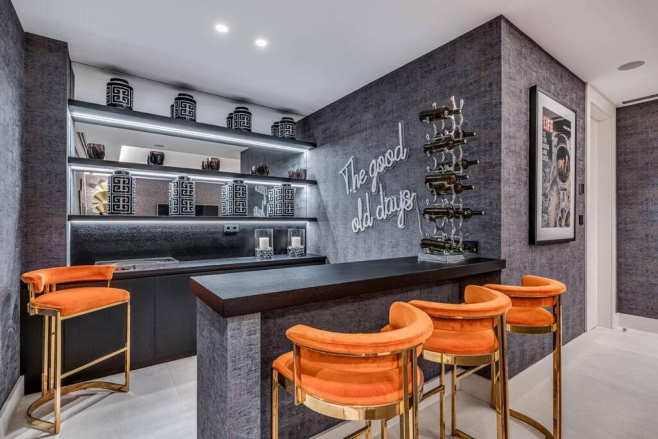 La 5 Bedroom In Sierra Blanca,